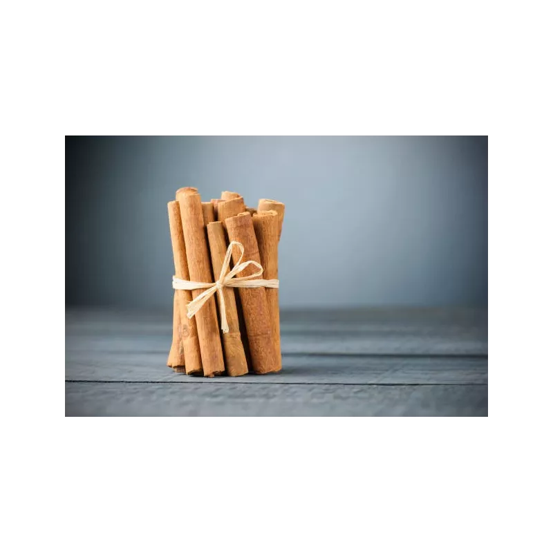 Organic cassia cinnamon stick or Saigon cinnamon from Vietnam - Pre...