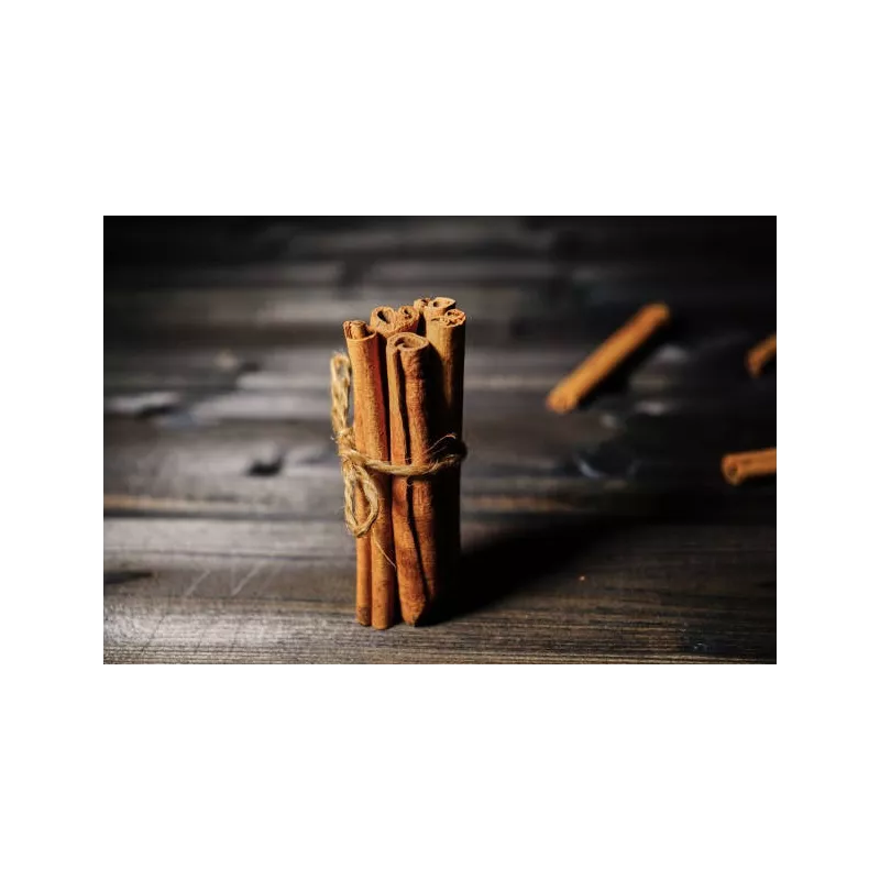 Organic cassia cinnamon stick or Saigon cinnamon from Vietnam - Pre...