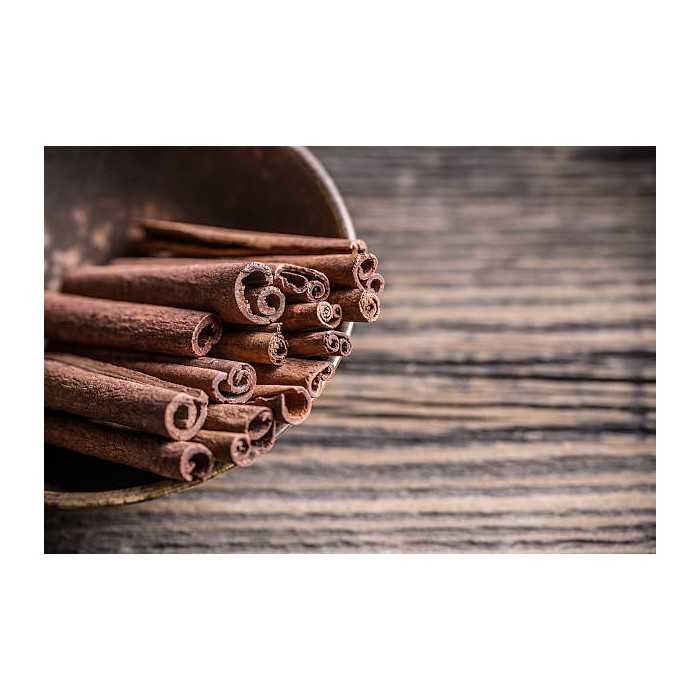 Organic cassia cinnamon stick or Saigon cinnamon from Vietnam - Pre...