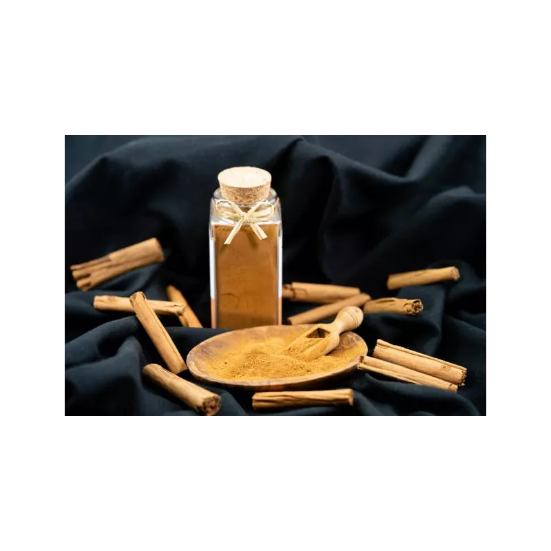 Organic & fairtrade cinnamon powder PGI from Ceylon in Sri Lanka Organic & fairtrade cinnamon powder PGI from Ceylon in Sri Lanka