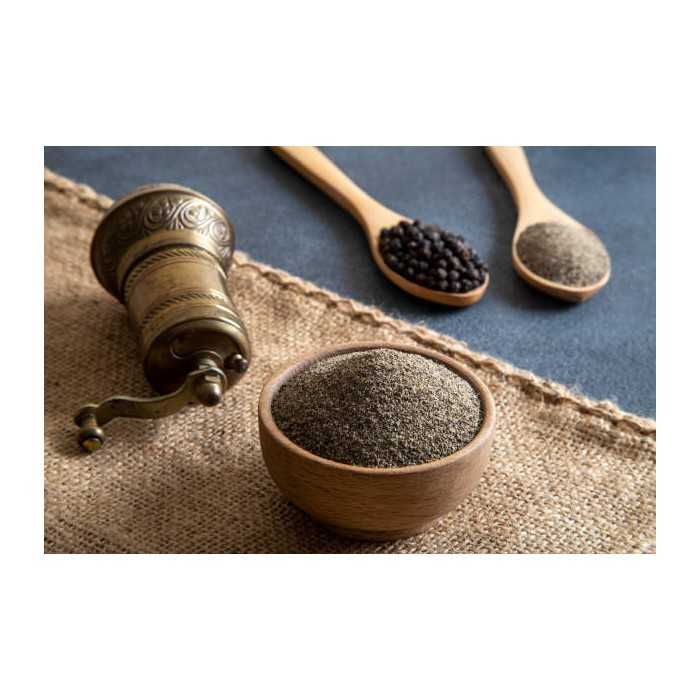 Organic fairtrade ground black pepper PGI from Kampot - direct prod...