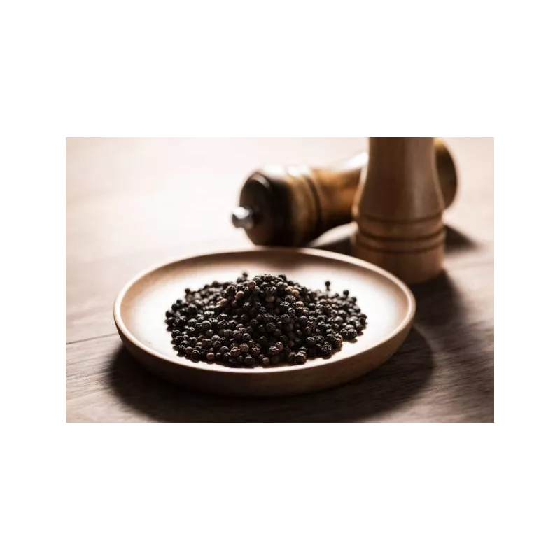 Organic fairtrade smoked black pepper PGI from Kampot - direct prod...