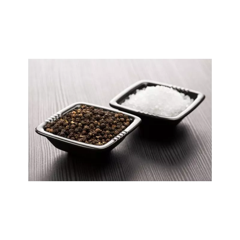 Fresh organic fairtrade pepper with salt PGI from Kampot - direct p...