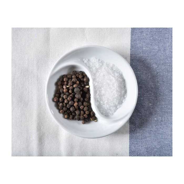 Fresh organic fairtrade pepper with salt PGI from Kampot - direct p...