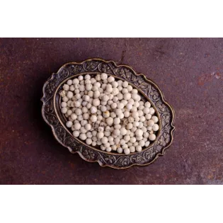 Organic fairtrade white pepper PGI from Kampot - direct producer