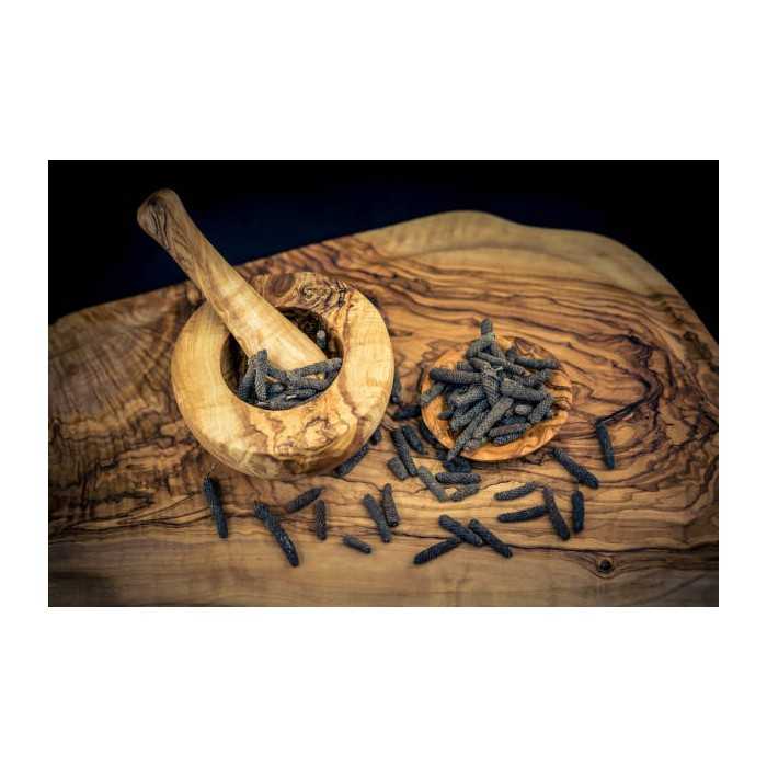 Organic fairtrade black piper longum PGI from Kampot - direct producer