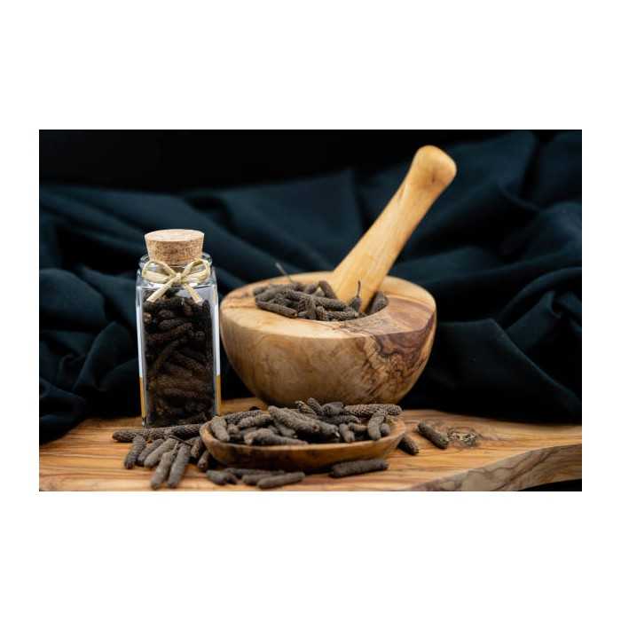 Organic fairtrade black piper longum PGI from Kampot - direct producer