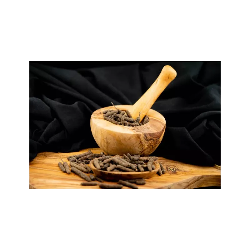 Organic fairtrade black piper longum PGI from Kampot - direct producer