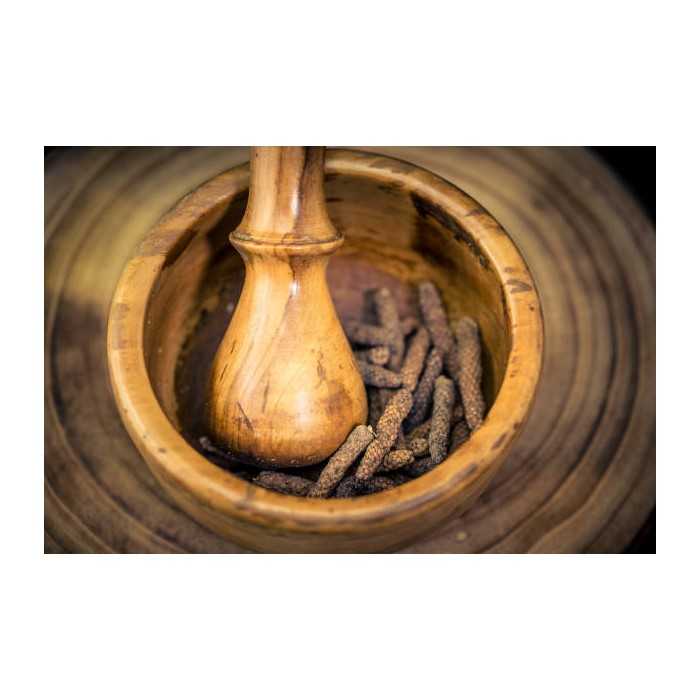 Organic fairtrade red piper longum PGI from Kampot - direct producer