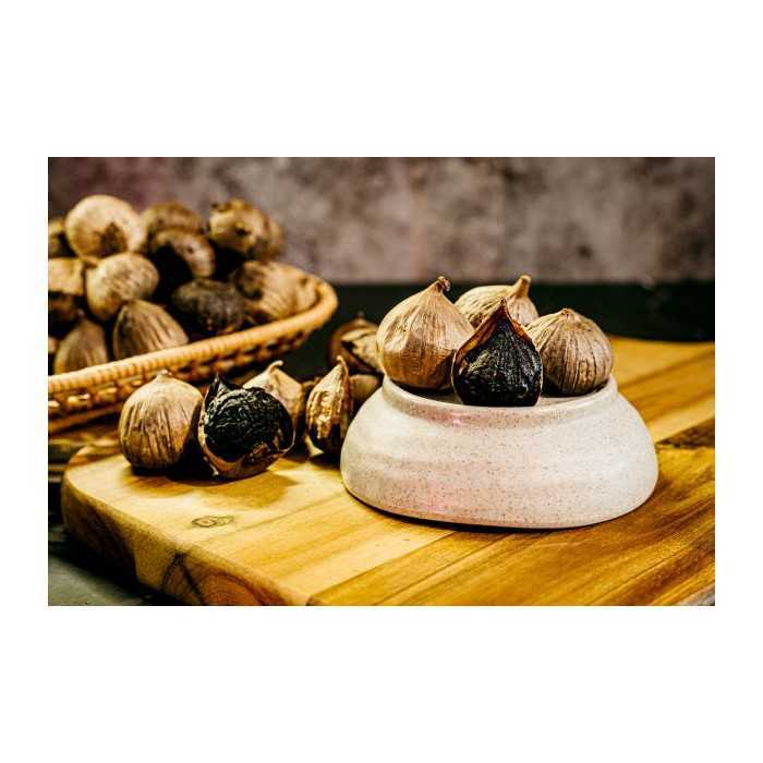 Organic black garlic PGI from Drome in France - Direct Producer