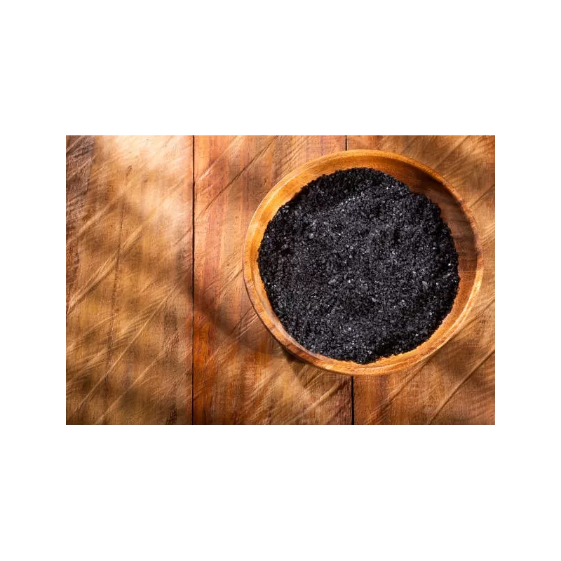 Caviar of Black salt Black lava from Hawaï