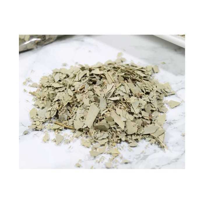 Organic dried eucalyptus leaves from Portugal